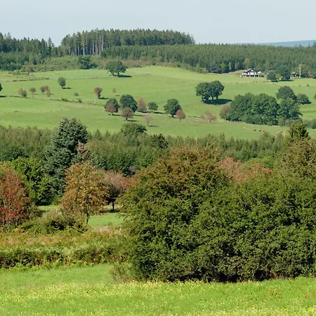 Situated At The Edge Of The Woods, Cleaning Included Malempre