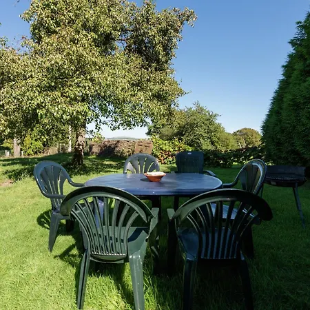 Situated At The Edge Of The Woods, Cleaning Included * Malempre